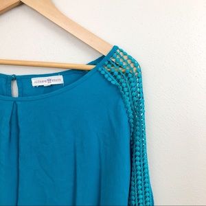 Closet closing 4/15, make offer! Dolman Style Open Sleeve Boatneck Teal Top XS